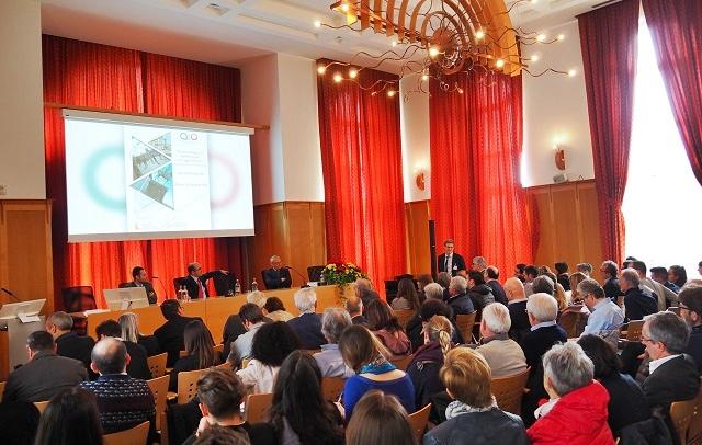 Convegno Parodontologia e implantologia – Di Nadia Clementi – Specialisti di alto profilo nazionale e internazionale al convegno «Parodontologia e implantologia ieri oggi e domani – Nuove prospettive a servizio del clinico»