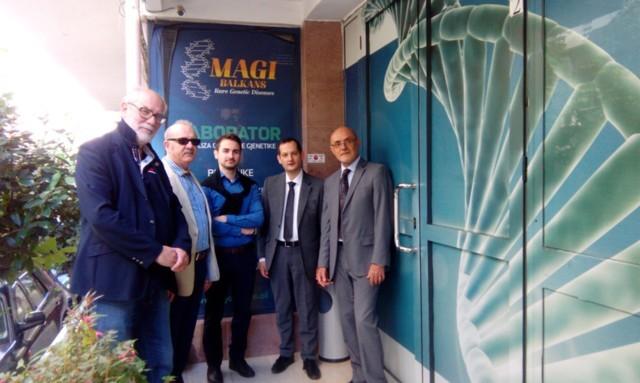 Italia e Albania sempre più unite in campo sanitario – Bilancio positivo dopo tre anni di attività del nuovo centro medico polifunzionale DHVGJ/MAGI BALKAN con sede a Tirana – Di Nadia Clementi