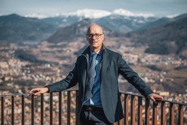 La strategia di Alessandro Baracetti – Di Nadia Clementi – Il candidato sindaco di Trento per il centro destra: «Abbiamo una bellissima urbs, ora va costruita la civitas»