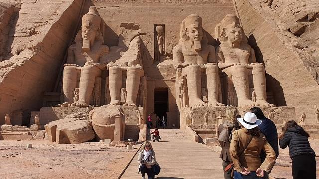 L’Egitto, dove il passato è presente – Di Nadia Clementi – Ultima parte: in navigazione sul Nilo dai Colossi di Memnone ai tesori di Assuan