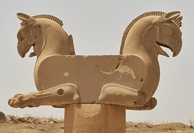 Viaggio in Iran tra presente e passato – Di Nadia Clementi – Terza parte: le città i cui nomi da soli richiamano le origini della civiltà del mondo