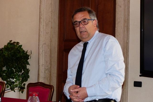 Il dramma della solitudine – Di Nadia Clementi – Ne parliamo con il dott. Fabio Cembrani, direttore dell’unità operativa di medicina legale dell’Azienda provinciale per i servizi sanitari di Trento