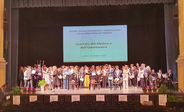Giuramento di Ippocrate per 115 neolaureati – Di Nadia Clementi – Trento, 26 ottobre: Giornata del Medico e dell’Odontoiatria, promossa e organizzata dall’Ordine dei medici e degli odontoiatri della Provincia di Trento