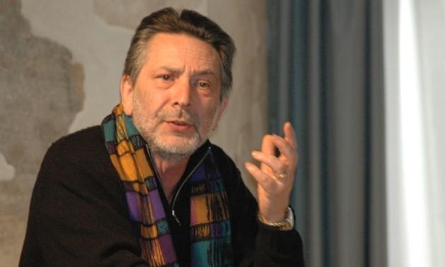 «L’amore per la poesia salva la vita» – Di Nadia Clementi