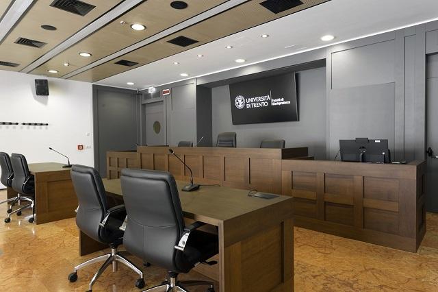 Un’aula di tribunale ricostruita a Giurisprudenza di UniTrento