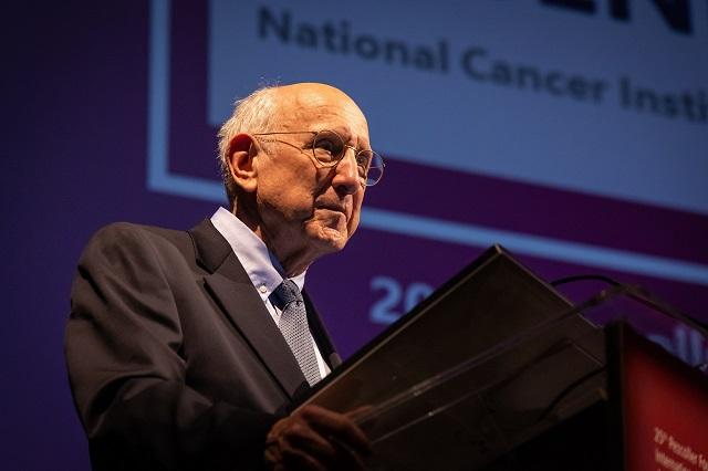 Consegnato il premio Pezcoller al prof. Steven A. Rosenberg