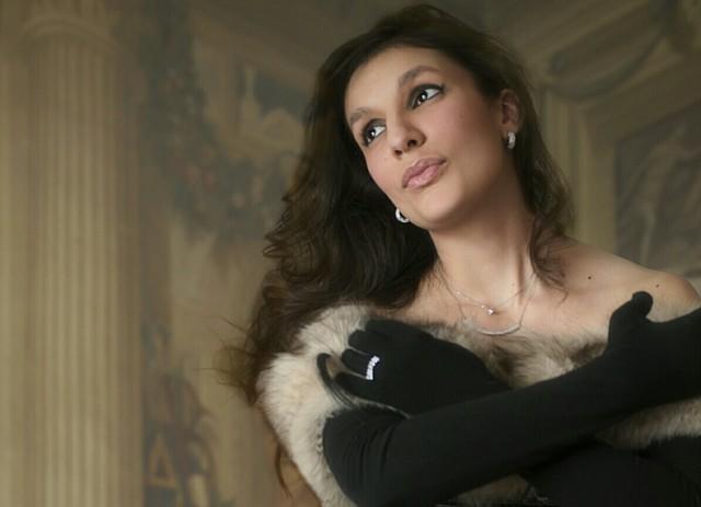 La strada del Belcanto è tutta in salita – Di Nadia Clementi – Ce ne parla il Soprano Leonora Gennusa: «È un mondo difficile che richiede motivazione, passione, enormi sacrifici e perseveranza»