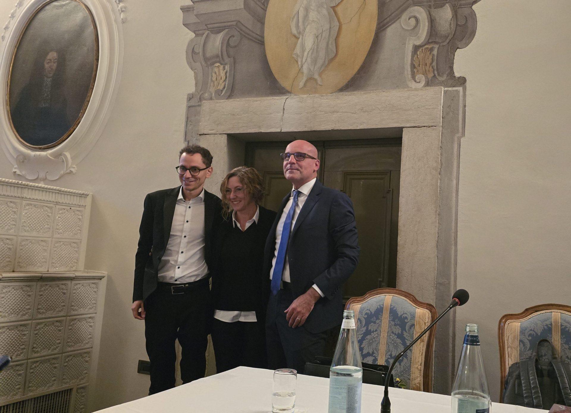 «Il futuro della nostra mente e degli schermi»