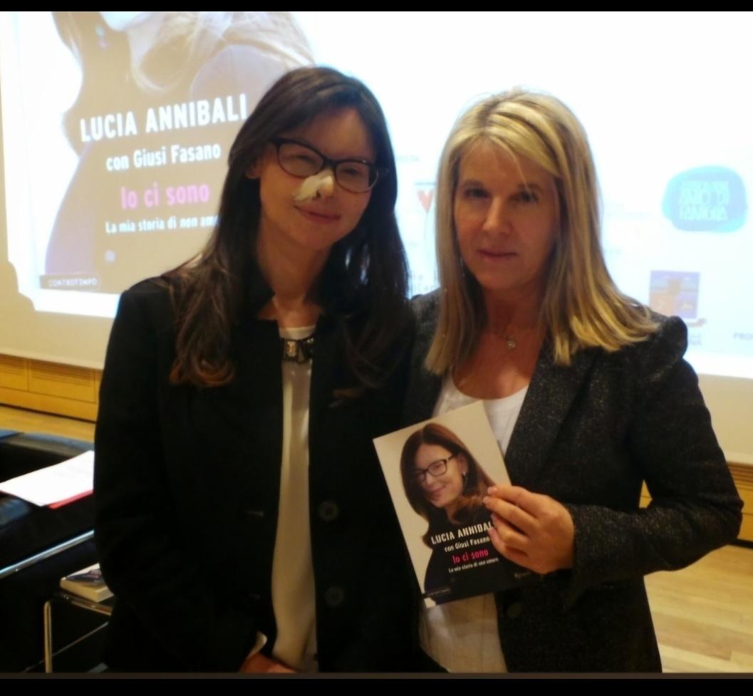Giornata della Donna 2025: Lucia Annibali, un simbolo di coraggio e resilienza contro la violenza