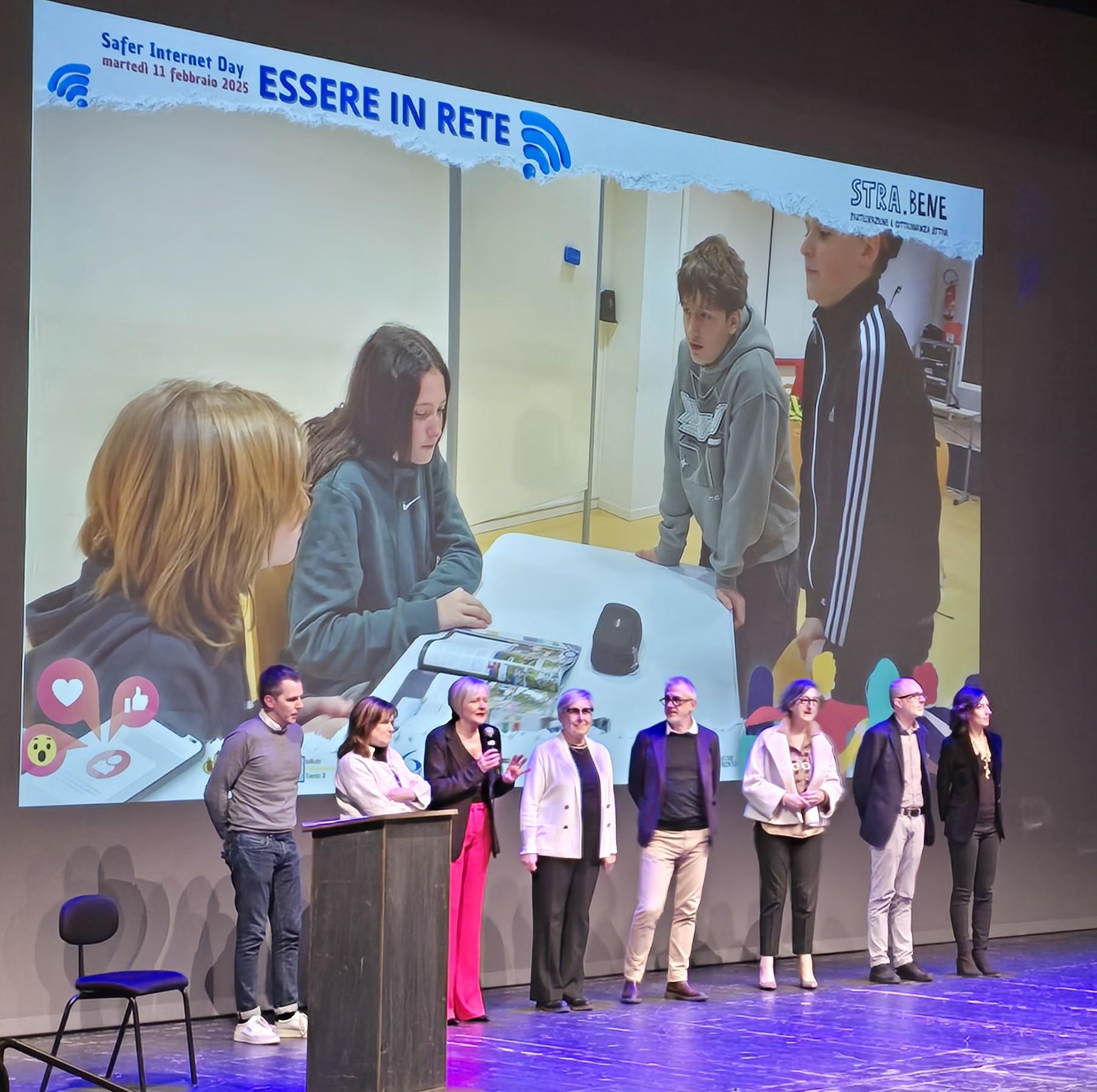 Educare alla consapevolezza digitale